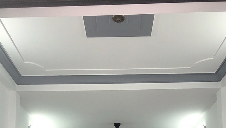 Bán Nhà hẻm Đồng Đen -Tân Bình – Khu Vip – 4 Tầng Ở Ngay – 72 M2 – Nhỉnh 8 Tỷ